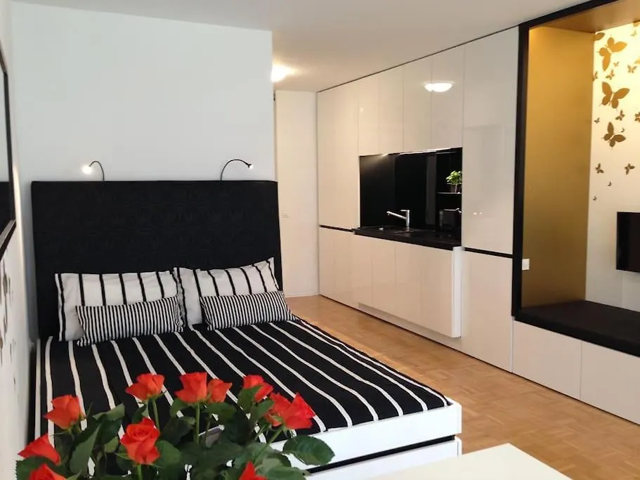 Apartment Gorgeous Central Flat With Garage Ljubljana