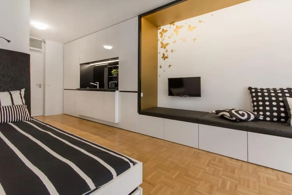 Gorgeous Central Flat With Garage Ljubljana